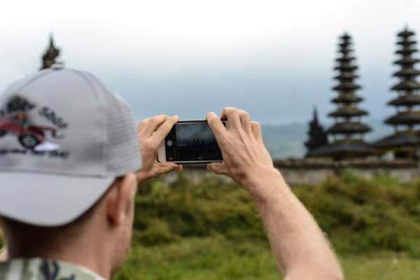 چطور عکس های جذابی در سفر بیاندازیم؟